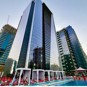 Canal Business Bay Отель